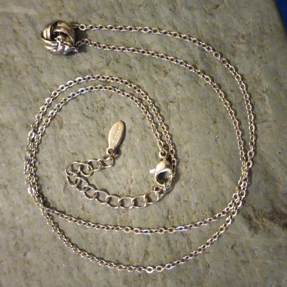 S.steel Knot Necklace - Picture 2 of 7